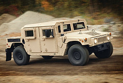 Legendární HMMWV dostává novou šanci: Americká armáda pokračuje v investicích do osvědčených vozidel