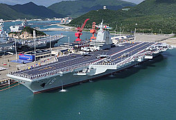 Fujian vyplouvá: Co skrývá paluba nové čínské letadlové lodi pro globální bezpečnost