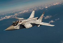 Únos letounu, který se nekonal: Jak Ukrajina a Británie chtěly ukrást Ruský superstíhač