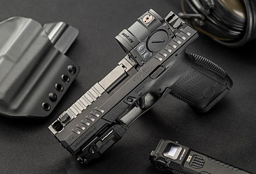 Německá armáda si vybrala pistoli České zbrojovky