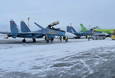 Klíčové otazníky ve vzduchu: Detailní pohled na průběh dodávek Su-30SM2 a jejich strategické implikace pro Minsk