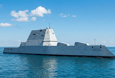 Americká odpověď na ruské hypersonické střely Zircon: USS Zumwalt jako první hladinová loď s touto výzbrojí