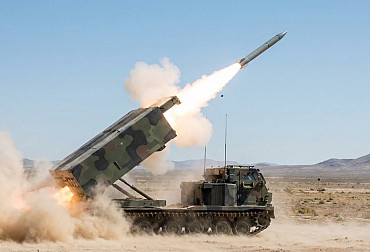 HIMARS na&nbsp;steroidech? 80&nbsp;000 wolframových kuliček smrti. Nová americká raketa vymaže z&nbsp;mapy cokoli v&nbsp;cestě