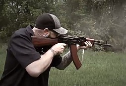 AK 74 v akci