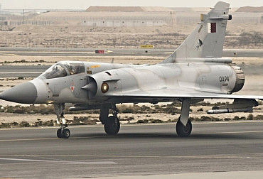 Katar má 12&nbsp;nepotřebných Mirage. Proč je&nbsp;teď kolem nich takové ticho
