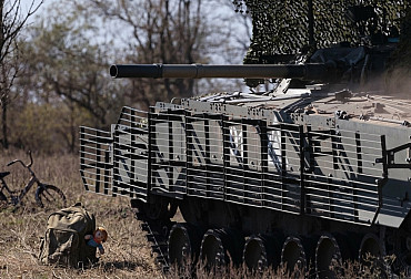 Válka zasáhla běžný život naplno. Belgorod chce zásobovat pohraničí obrněnými vozy