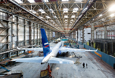 Rusko oživuje vzácný průzkumný letoun. Co se děje kolem Tu-214R