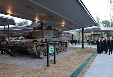 Šokující expozice v&nbsp;Pchjongjangu: Severní Korea ukázala ukořistěné tanky z&nbsp;Ukrajiny