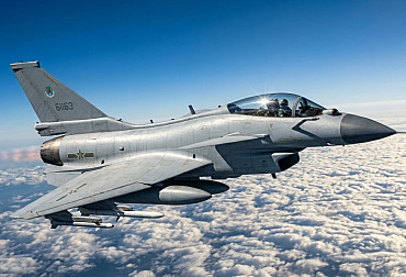 Vítězství, propaganda, nebo varování? Zpráva o&nbsp;debaklu stíhaček Eurofighter vs. čínských J-10 zvedla v&nbsp;Evropě vlnu debat