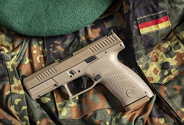 Bundeswehr začne přezbrojovat na české pistole P13. CZ P-10 nahradí zbraň, která slouží německým vojákům přes třicet let