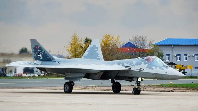 Il Su-57 modernizzato completa il suo primo volo