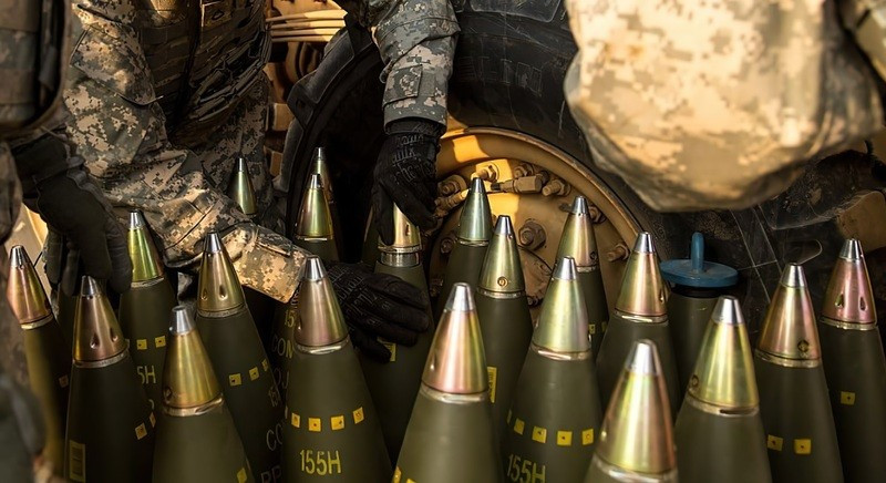 Det europeiske forsvarsbyrået signerer rammekontrakter for felles kjøp av 155 mm ammunisjon
