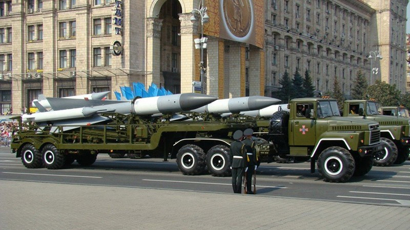 Ukrajina modernizuje vyřazený sovětský systém PVO S-200 a znovu jej ...