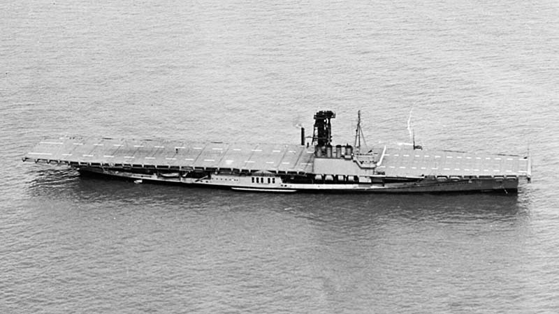 Letadlové lodě v Chicagu? USA vycvičily tisíce pilotů na jezeře Michigan