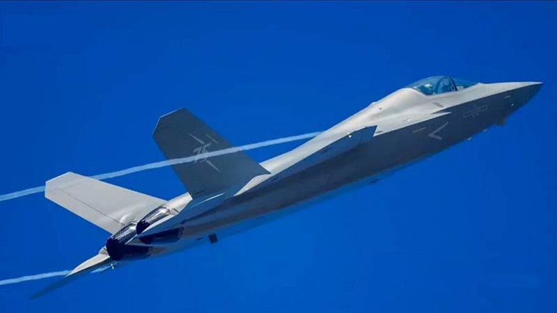 Tajná zbraň Číny nad pyramidami? Egypt zvažuje šokující nákup stealth stíhaček J-35A