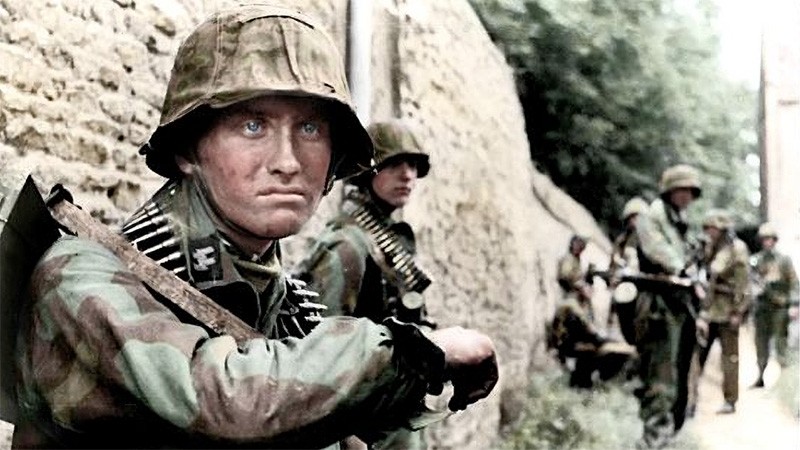 Panzergrenadier SS z normanské obce Rots