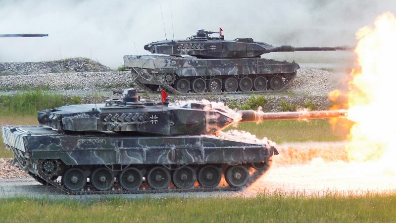 Typy frontových jednotek v armádách NATO: Od praporů po divize v různých členských státech