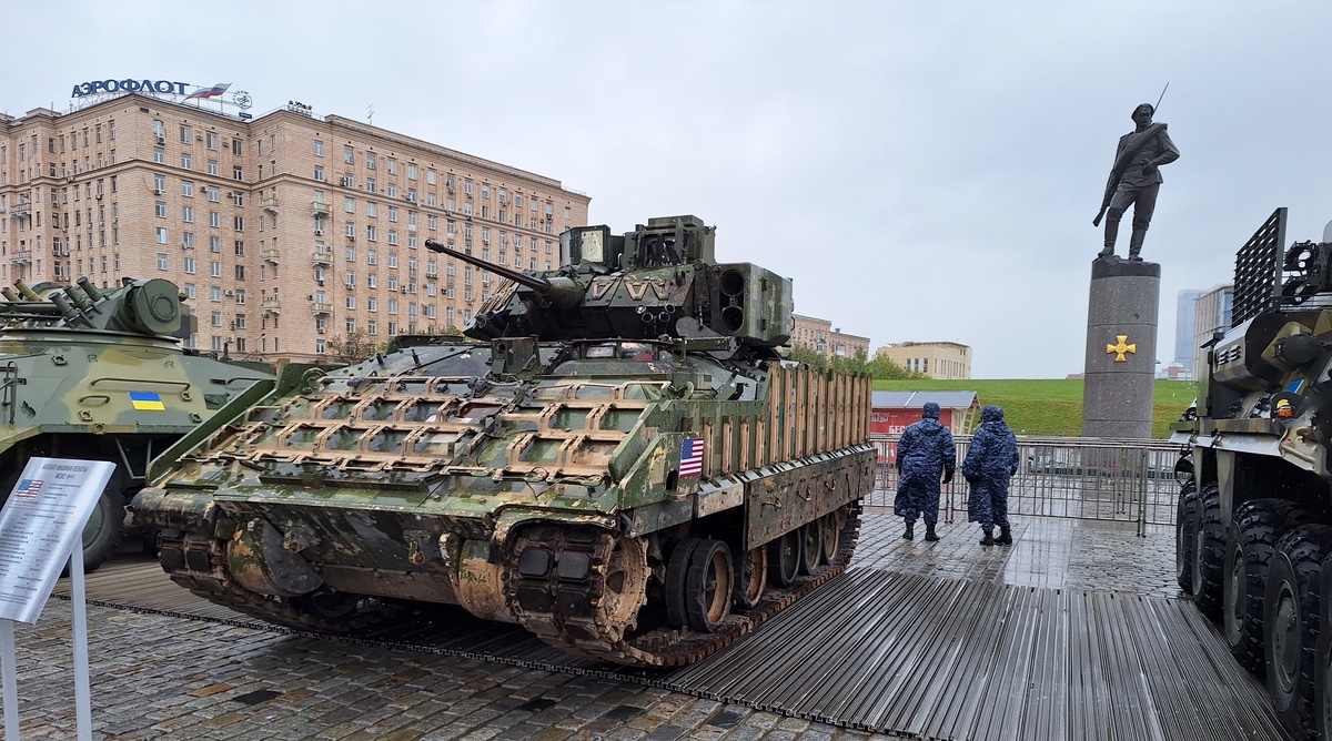 Západní lekce na frontě: Ukořistěný Bradley způsobil v Rusku studenou sprchu a odhalil kruté slabiny BMP-3