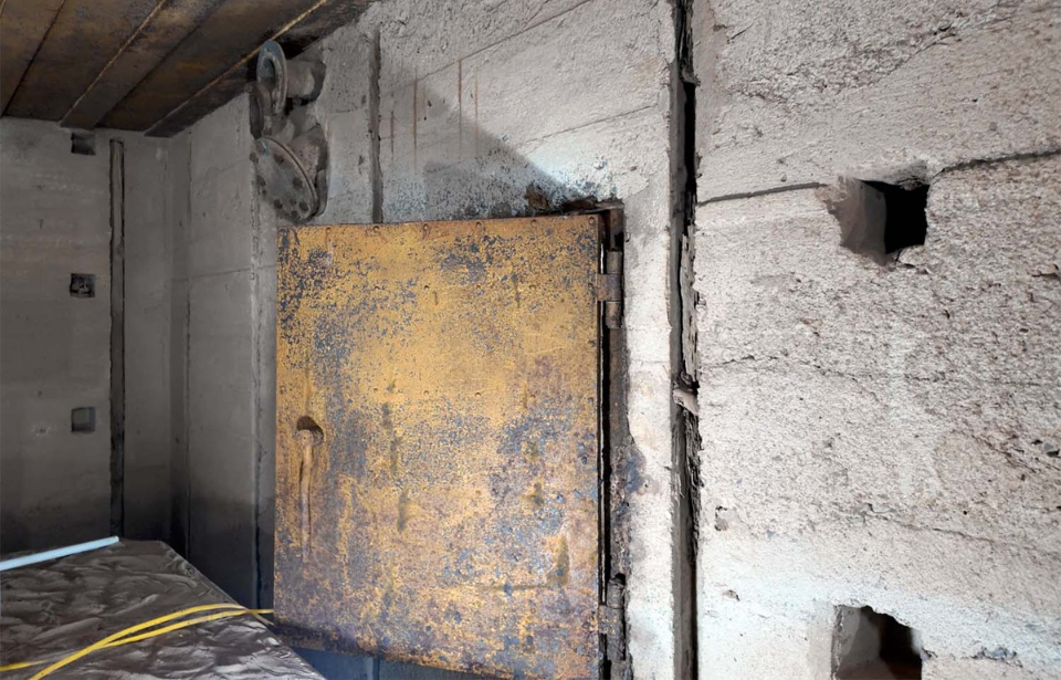 Tajemství pod jejich domem: Manželé objevili obří nacistický bunkr z 2. světové války