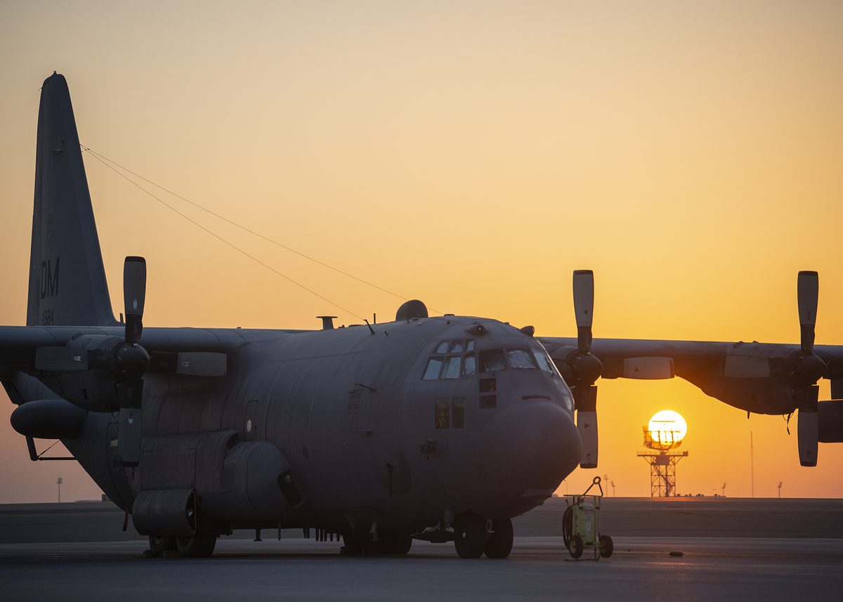 A_U.S._Air_Force_EC-130H_Compass_Call_assigned_to_the_41st_Expeditionary_Electronic_Combat_Squadron_sits_parked_on_the_ramp_at_Al_Dhafra_Air_Base,_United_Arab_Emirates,_Dec._2,_2020