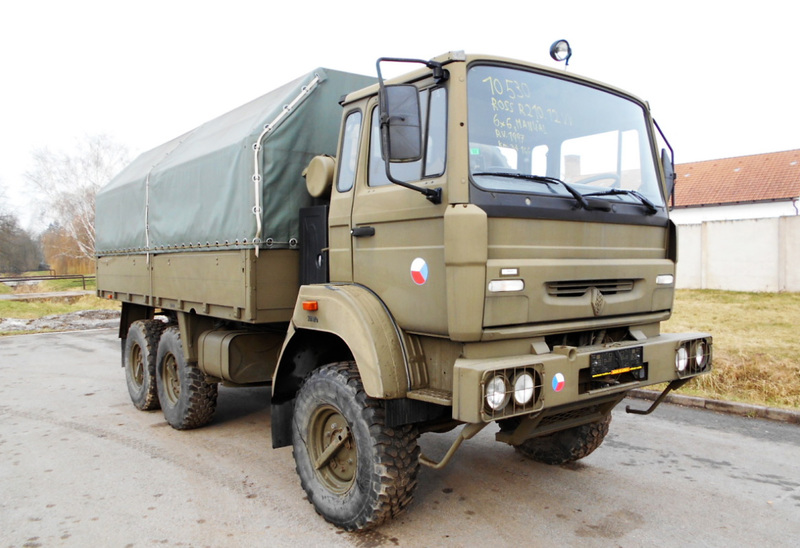 ROSS R210.12 VV 6x6 camion militare Ross