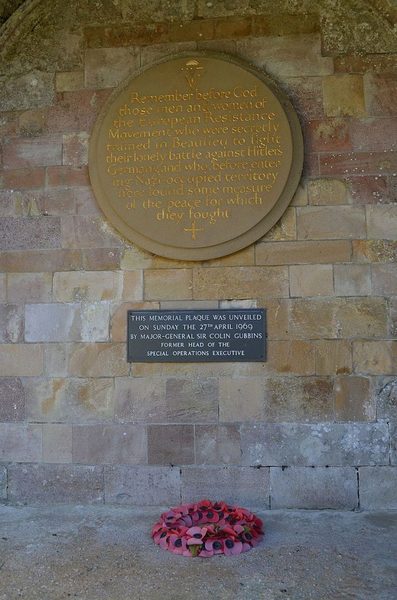 SOE memorial plaque in the cloister of Beaulieu Abbey, Hampshire.  Ericoides  Public Domain