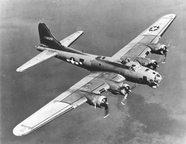 B-17_on_bomb_run