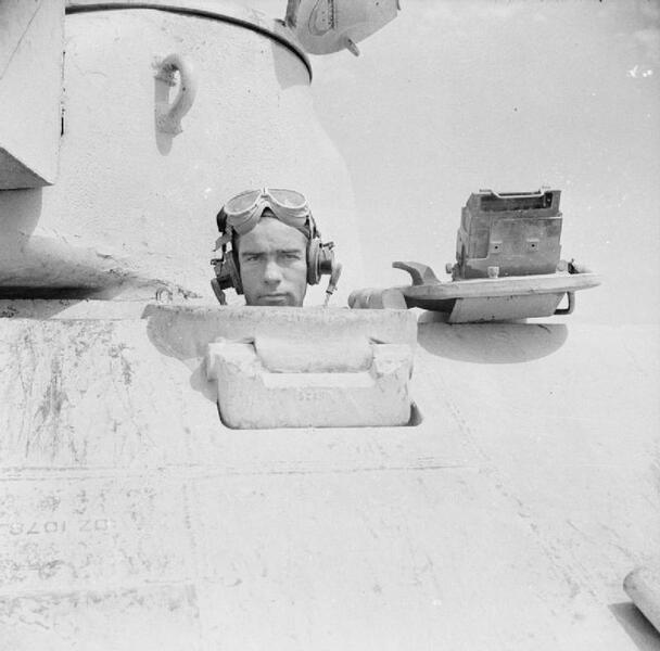 The_British_Army_in_North_Africa_1942_E17966