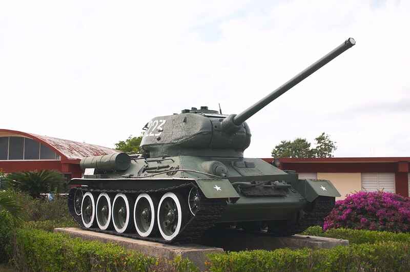 Russian_T-34_tank_in_Museo_Giron