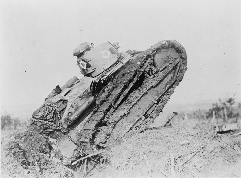 A_French_World_War_I_Renault_FT-17_tank,_ditching