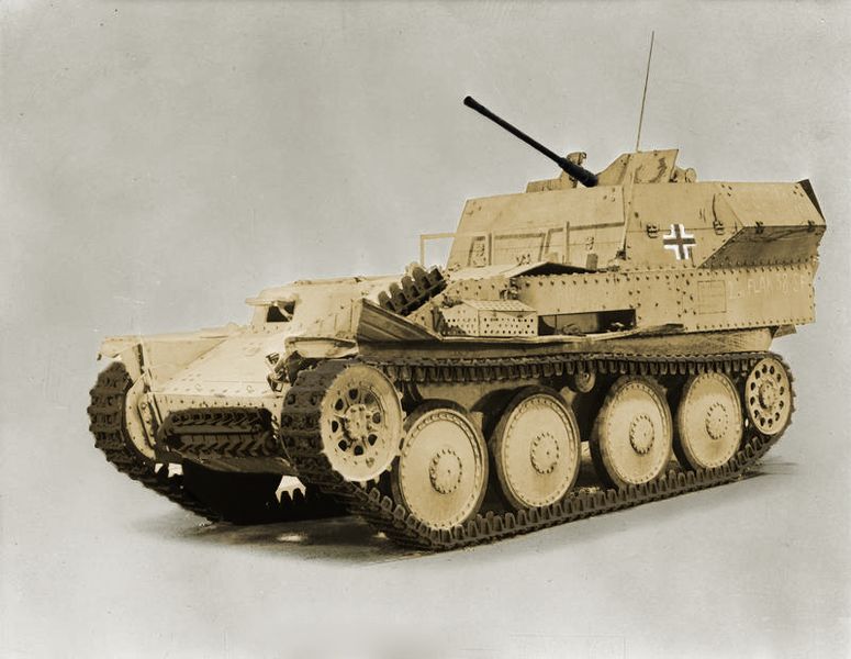 IWM_(STT_7486)_-_Flakpanzer_38(t)_-_(Front_view)
