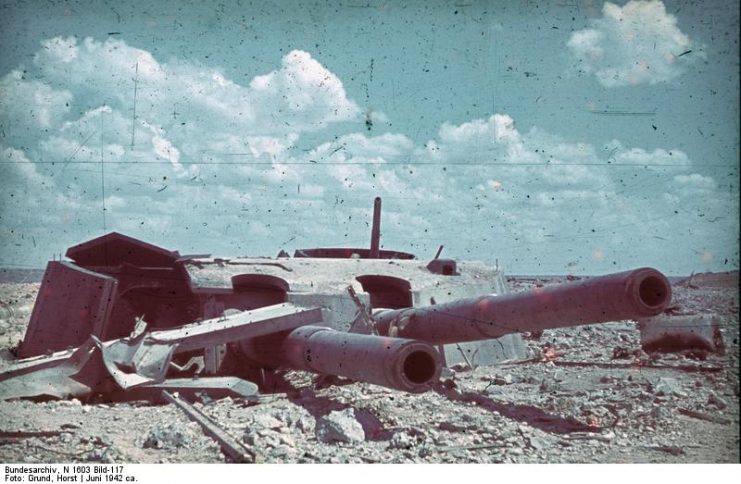 bundesarchiv_n_1603_bild-117_russland_sewastopol_zerstocc88rte_festung_maxim_gorki-741x484