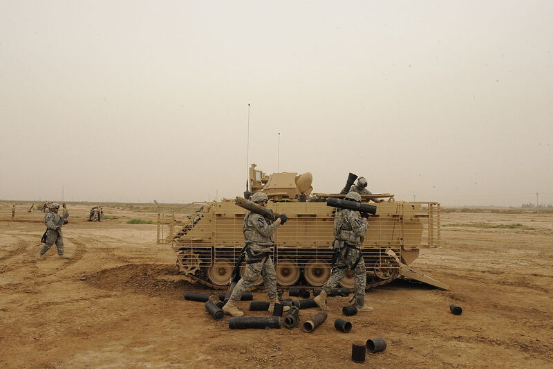 1280px-M113_FOB_Taji,_Iraq_April_25,_2009