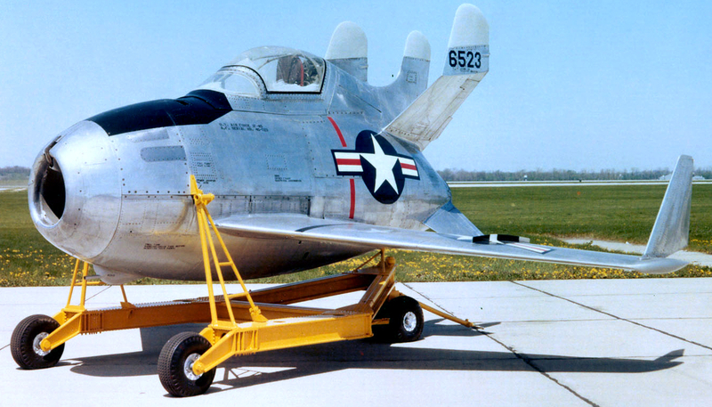 McDonnell_XF-85_Goblin_USAF_(Cropped)