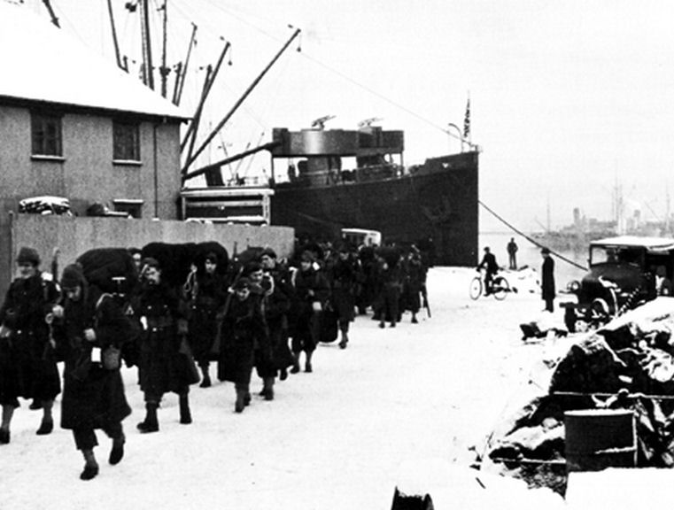 IBC_US_Army_Troops_Arriving_In_Reykjavik_January_1942