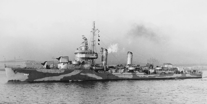 USS_Kearny_(DD-432)_underway_in_1942