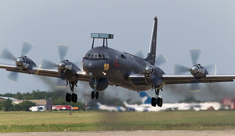 Il-38N.wiki.Alex.Beltyukov.CC BY-SA.3.0