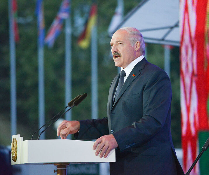 Alexander_Lukashenko,_opening_of_Slavianski_Bazar_2014
