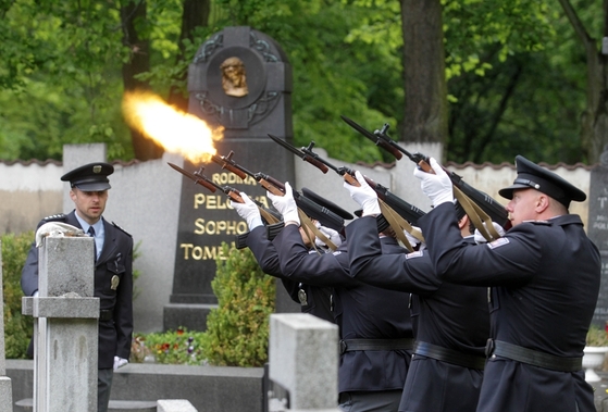 policistka_01