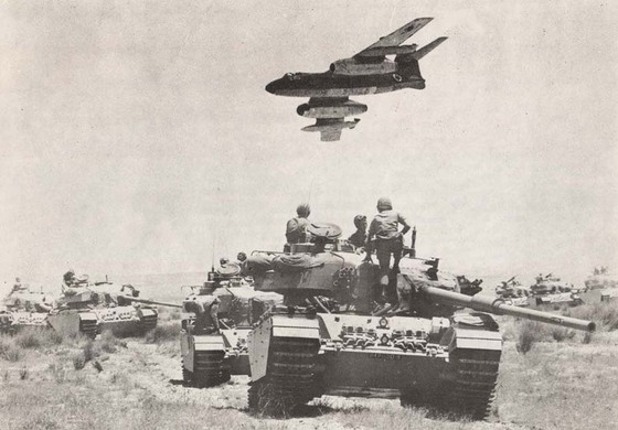 tank_column_wordsandwar.com_