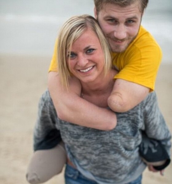 Decorated-veteran-Taylor-Morris-and-his-girlfriend-Danielle-Kelly--e1347943801538