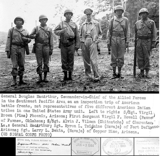 1024px-General_douglas_macarthur_meets_american_indian_troops_wwii_military_pacific_navajo_pima_island_hopping